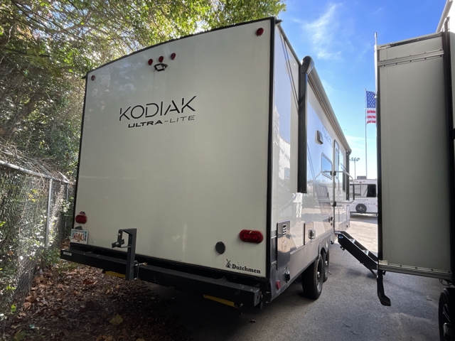2022 Dutchmen Kodiak 242RBSL — photo 8 of 8