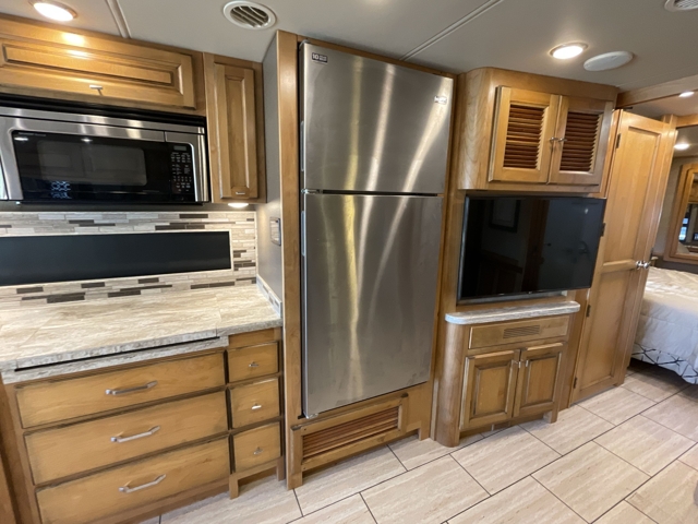 2019 Tiffin Allegro 32SA22K — photo 8 of 8