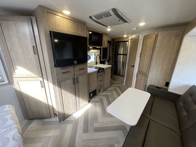 2023 Ember Overland 201FBQ — photo 3 of 8