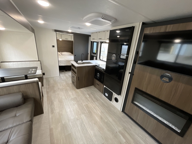 2026 Prime Time Avenger 26DBS — photo 4 of 8