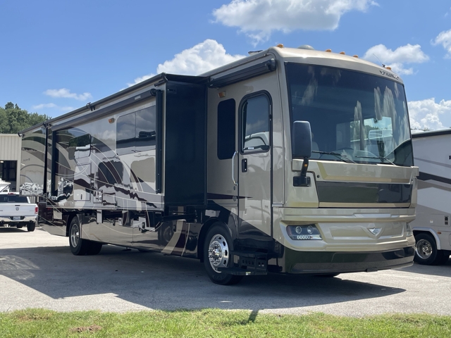 2018 Fleetwood Pace Arrow Lxe 38F — photo 1 of 8