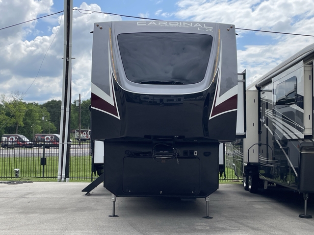 2022 Forest River Cardinal Luxury 390FBX — photo 5 of 8