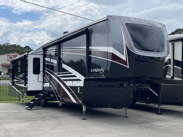 2022 Forest River Cardinal Luxury 390FBX — photo 1 of 8