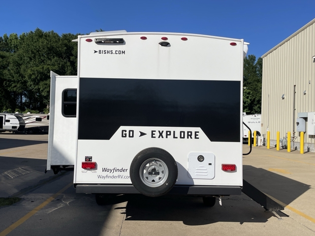 2026 Wayfinder Go Explore 212FB — photo 7 of 8