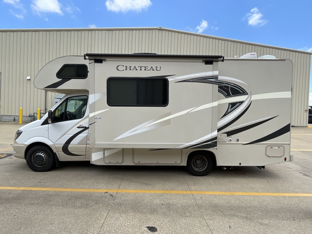 2018 Thor Chateau 24WS — photo 7 of 8