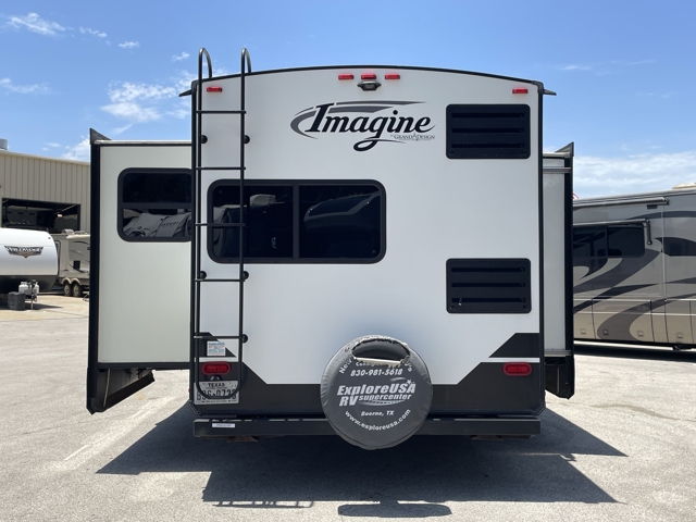 2019 Grand Design Imagine 2670MK — photo 7 of 8