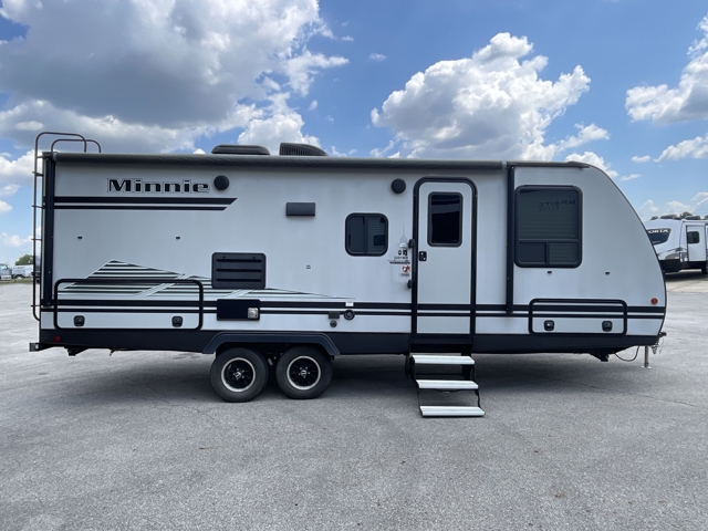 2020 Winnebago Minnie 2201MB — photo 6 of 8