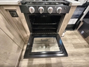 microwave-closed thumbnail