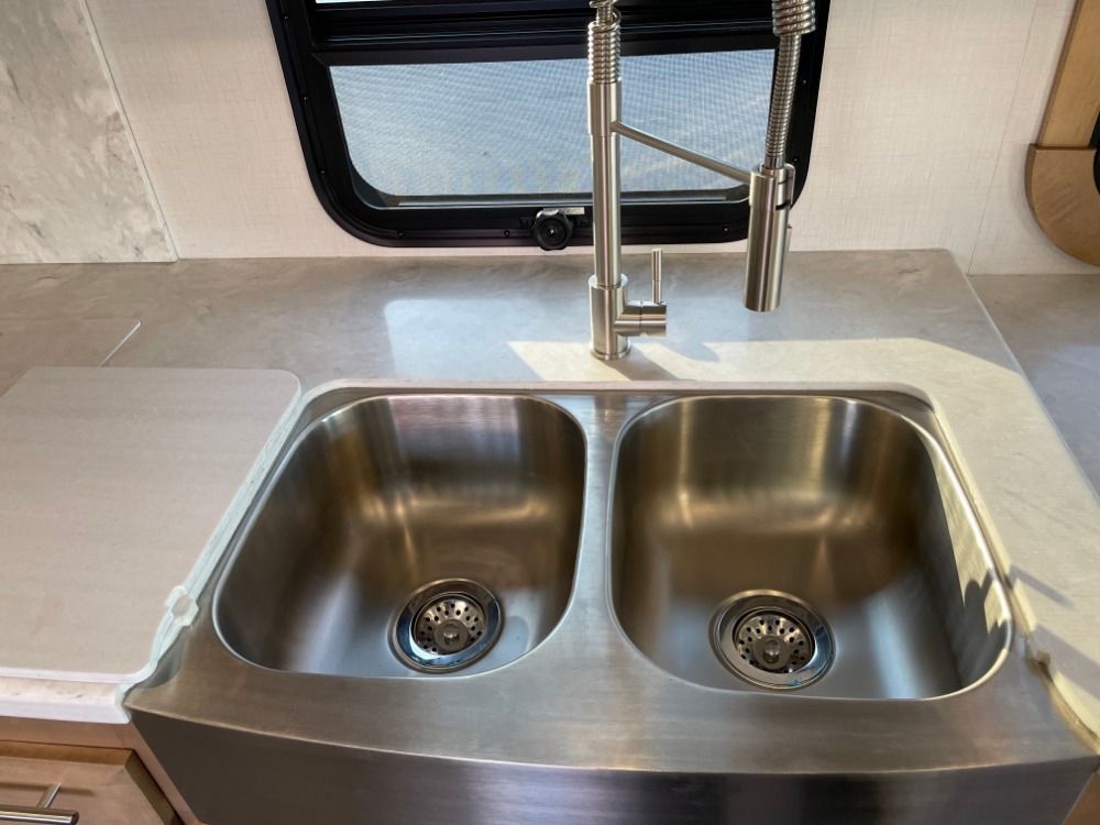 Forest River 7 Series 32J Camping World of West Boylston