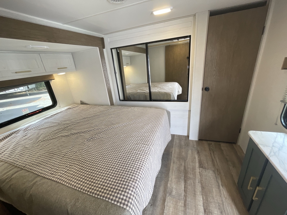 entertainment-center