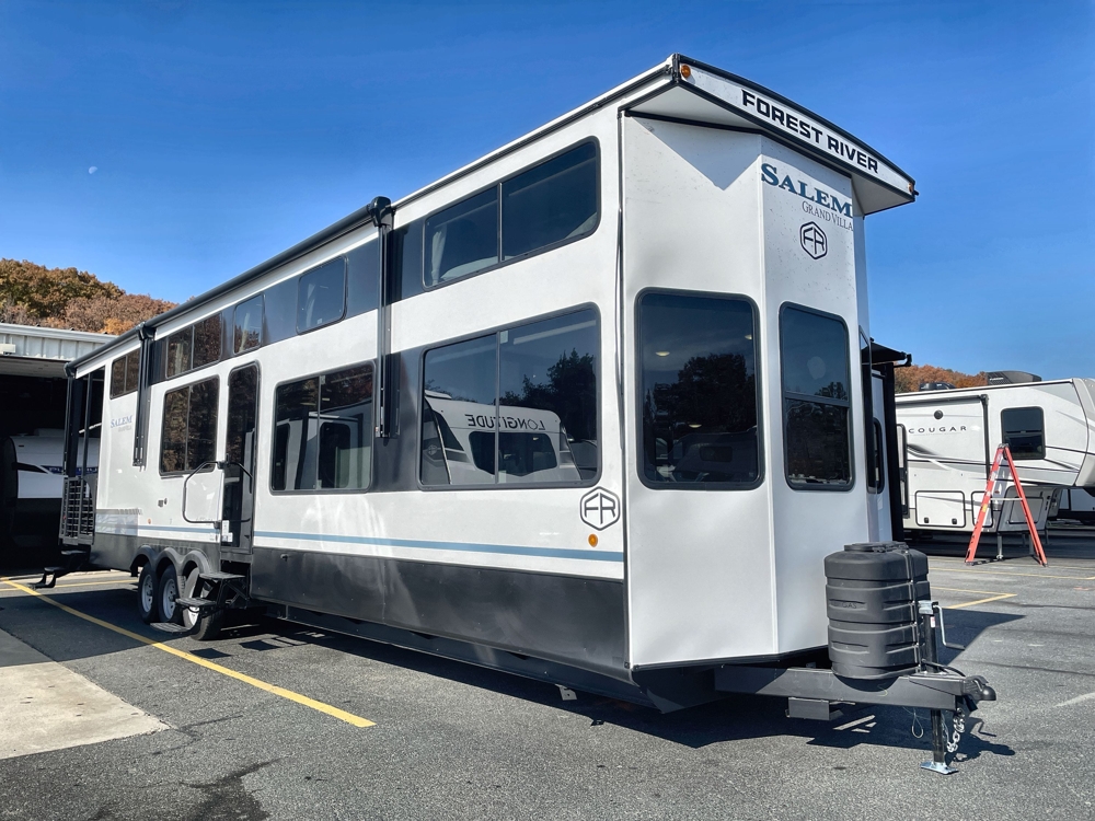 Grand Villa Rv 2025 Forest River Salem Villa Grand 42VERANDA - Stock #2449568 | West ...