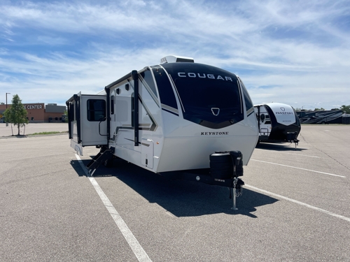 RV carousel image 1