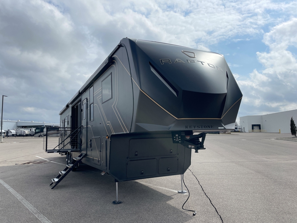 2026 KEYSTONE RAPTOR 444