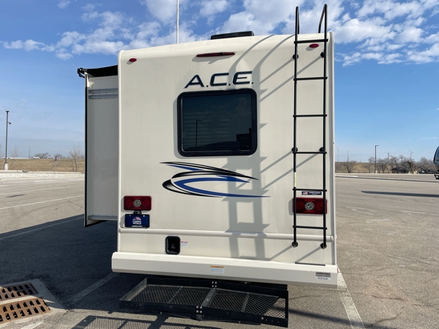 2023 Thor Ace 32B — photo 8 of 8