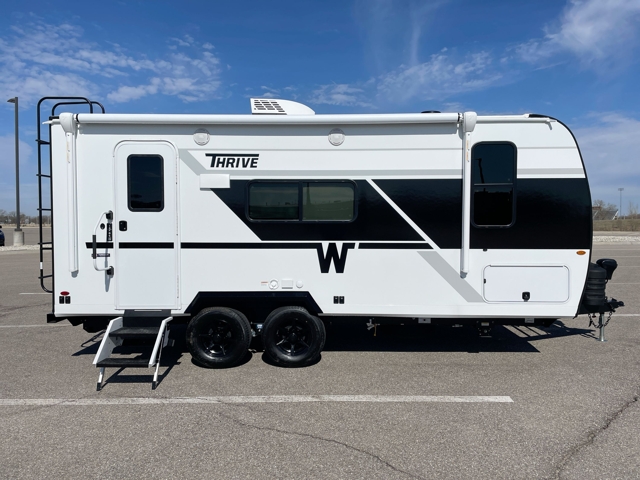 2026 Winnebago Thrive 18FBS — photo 6 of 8