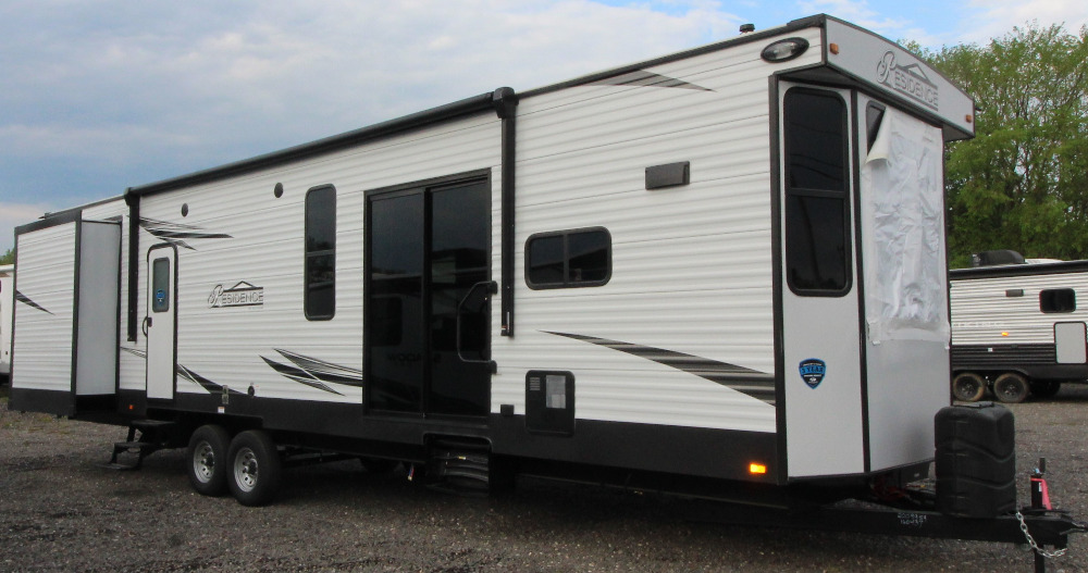 Keystone Residence 40FKSS - Camping World of Windham - 2009989