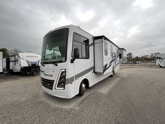 2026 Thor Freedom Traveler B30 — photo 5 of 8