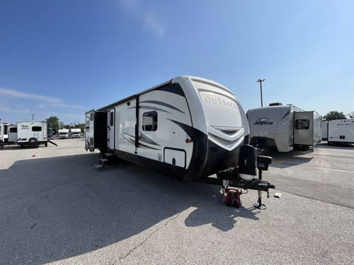 RV carousel image 1