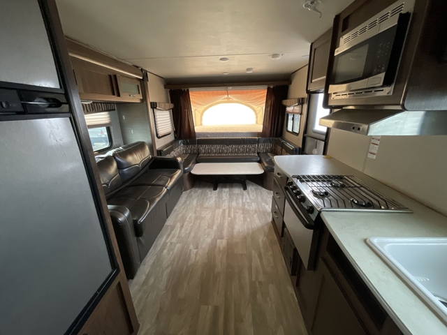 2017 Dutchmen Aerolite 204ES — photo 4 of 8