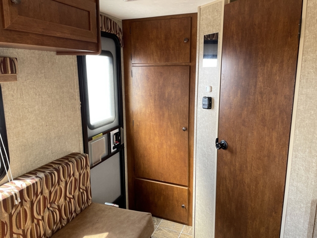 2016 K-Z RV Escape 14RBT — photo 8 of 8
