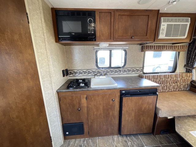 2016 K-Z RV Escape 14RBT — photo 6 of 8