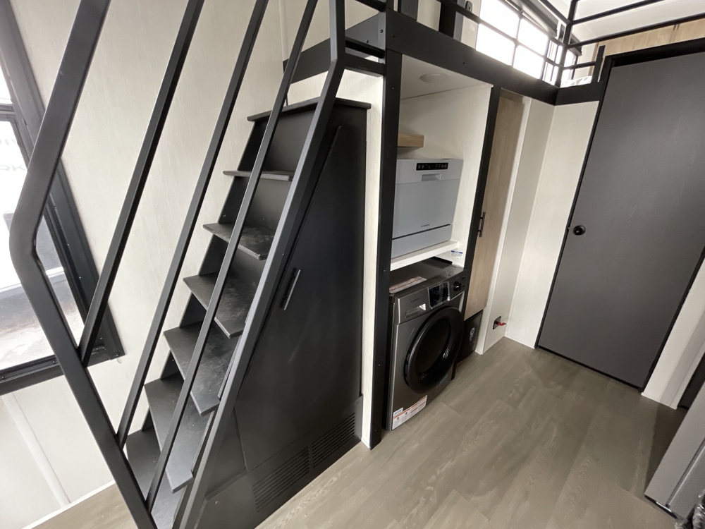 entertainment-center