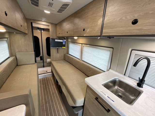 2026 Entegra Coach Expanse 21T — photo 4 of 8