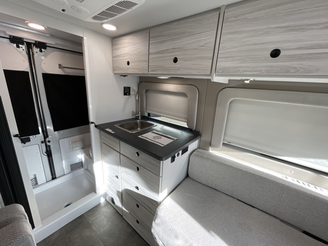 2026 Entegra Coach Arc 18C — photo 7 of 8