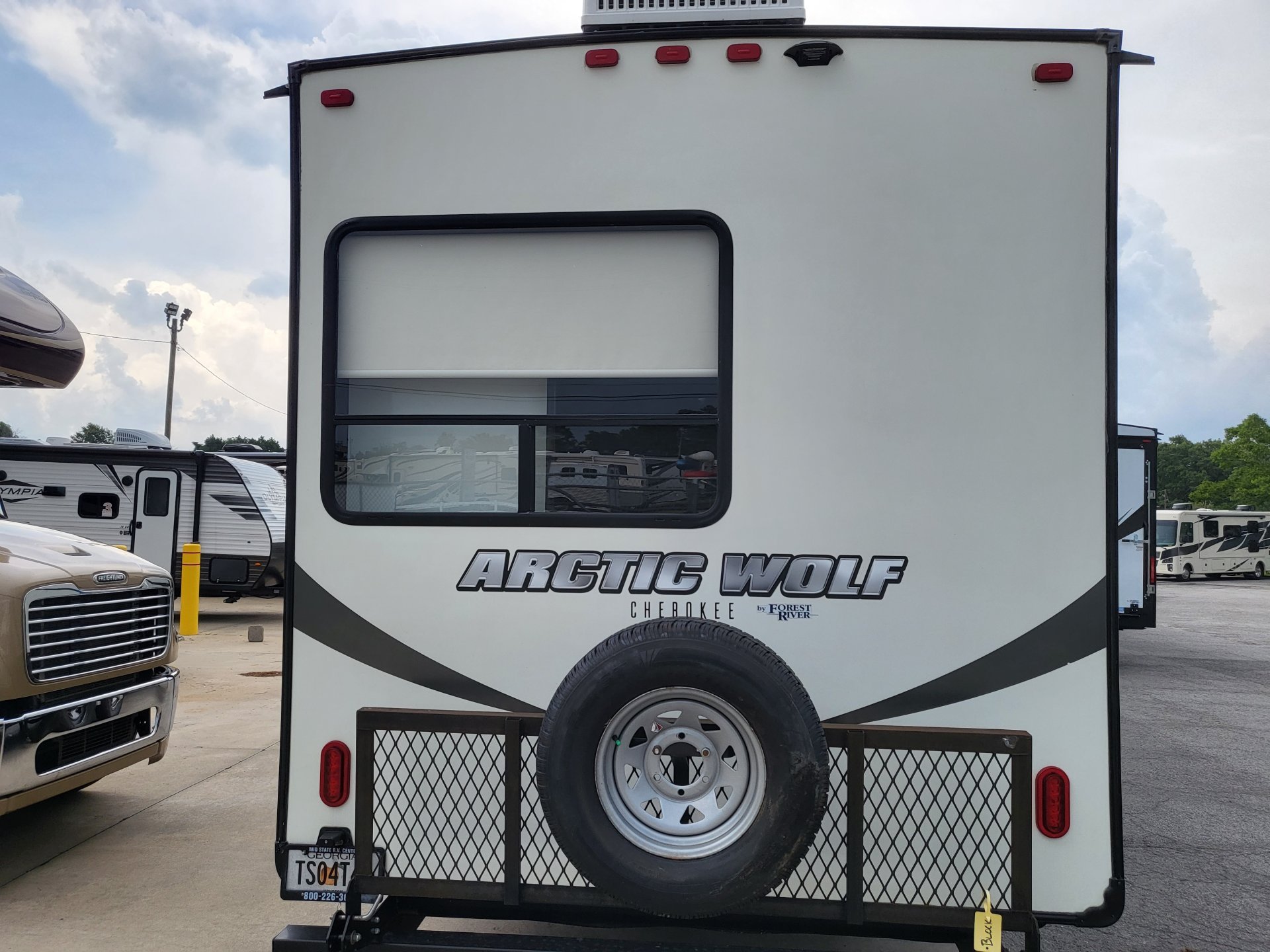 2018 Cherokee  Arctic Wolf 315BH