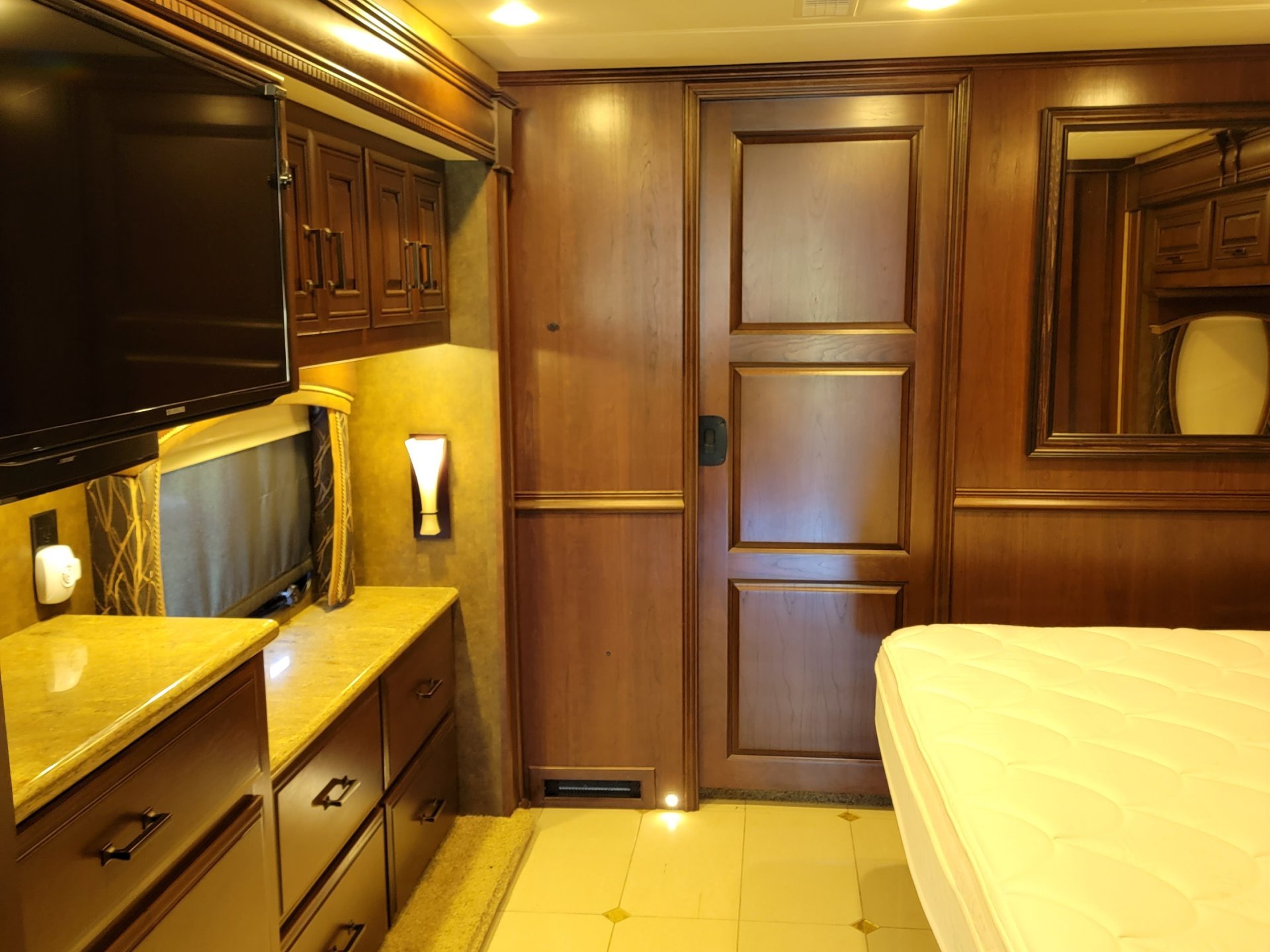 2014 ENTEGRA COACH ASPIRE 44B