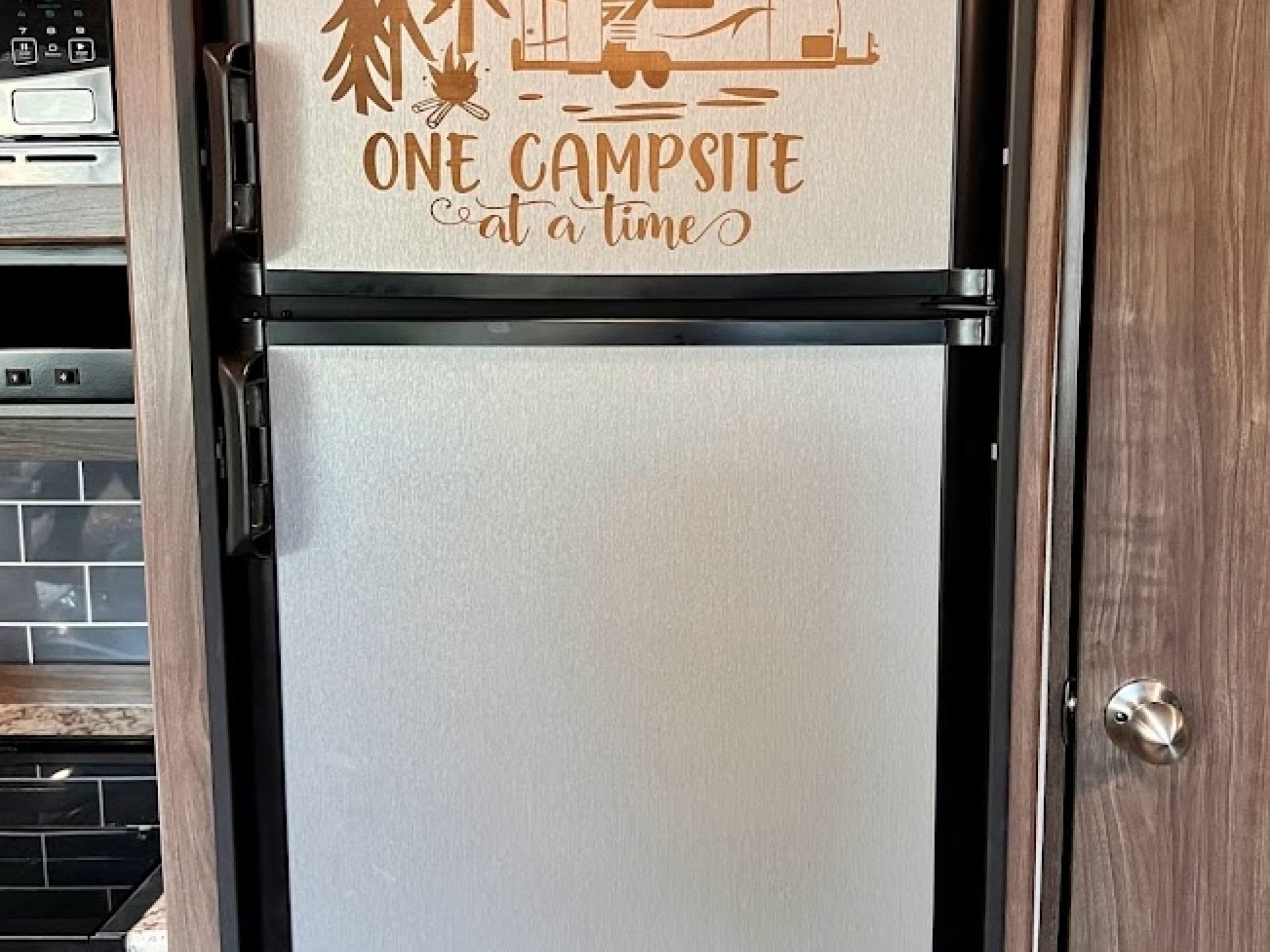 2019 KEYSTONE HIDEOUT 272LHS