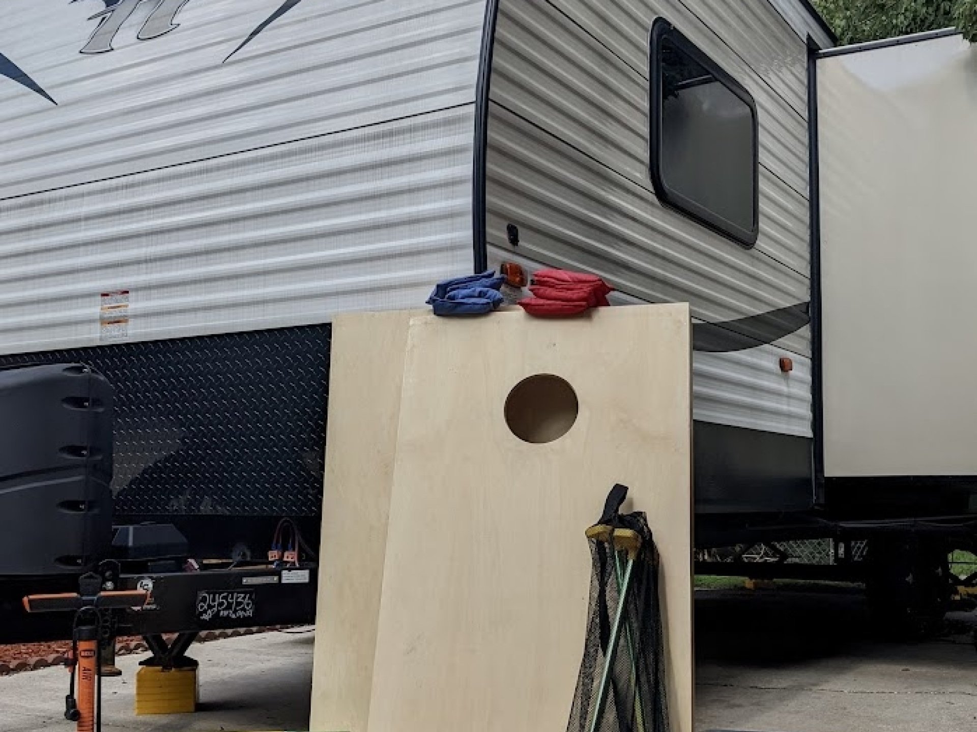 2019 KEYSTONE HIDEOUT 272LHS