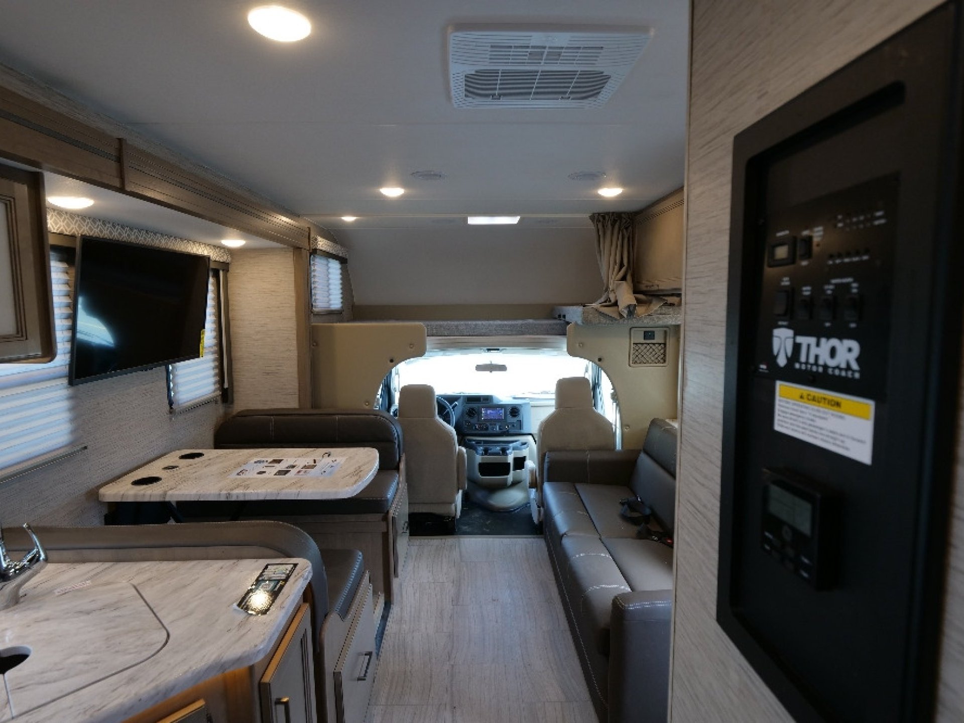 2022 THOR MOTOR COACH Coleman 28CM
