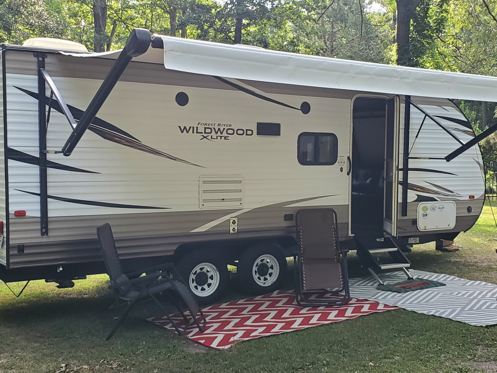 2018 FOREST RIVER WILDWOOD X-LITE X-LITE