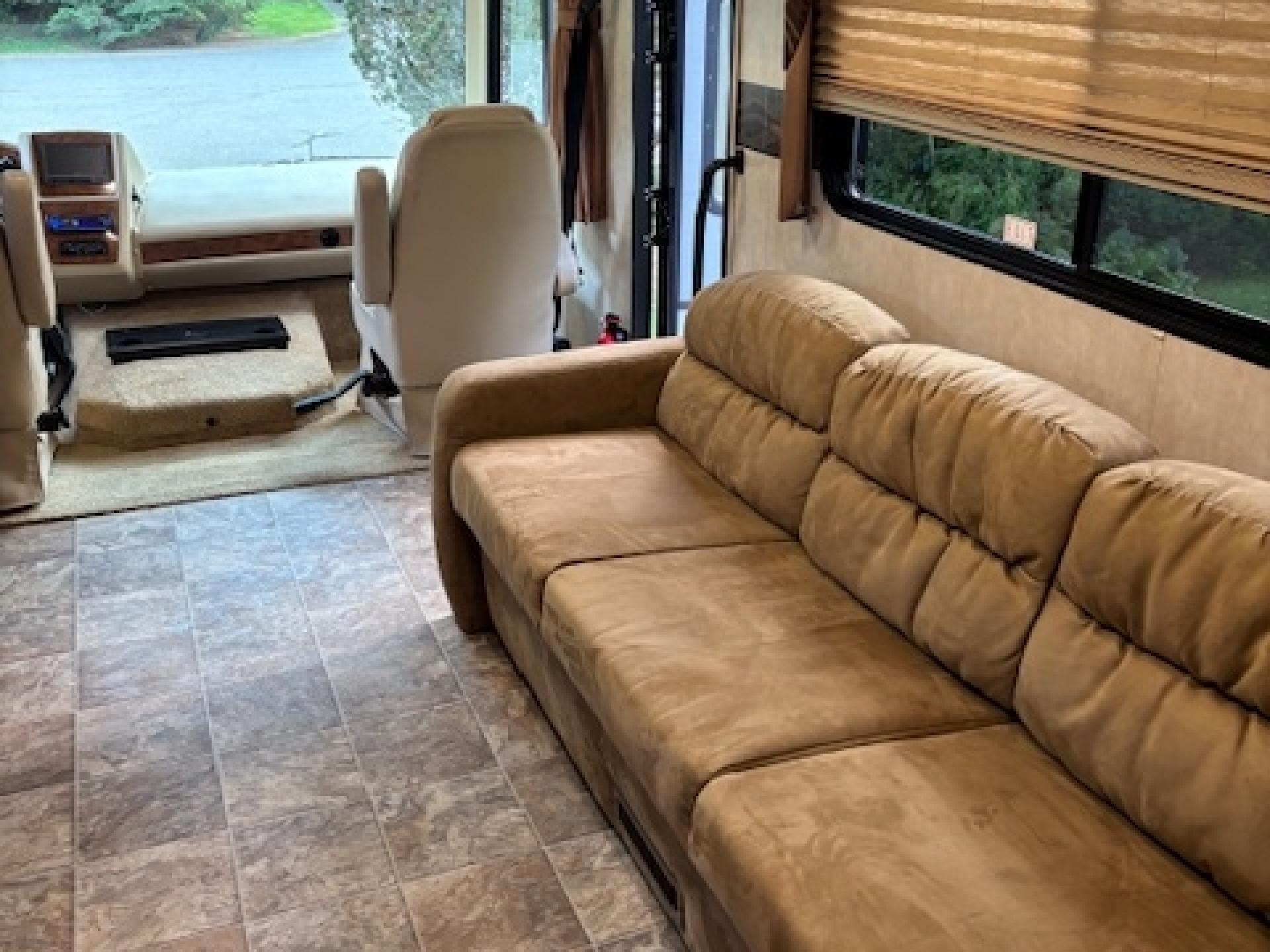 2012 COACHMEN MIRADA 29DS