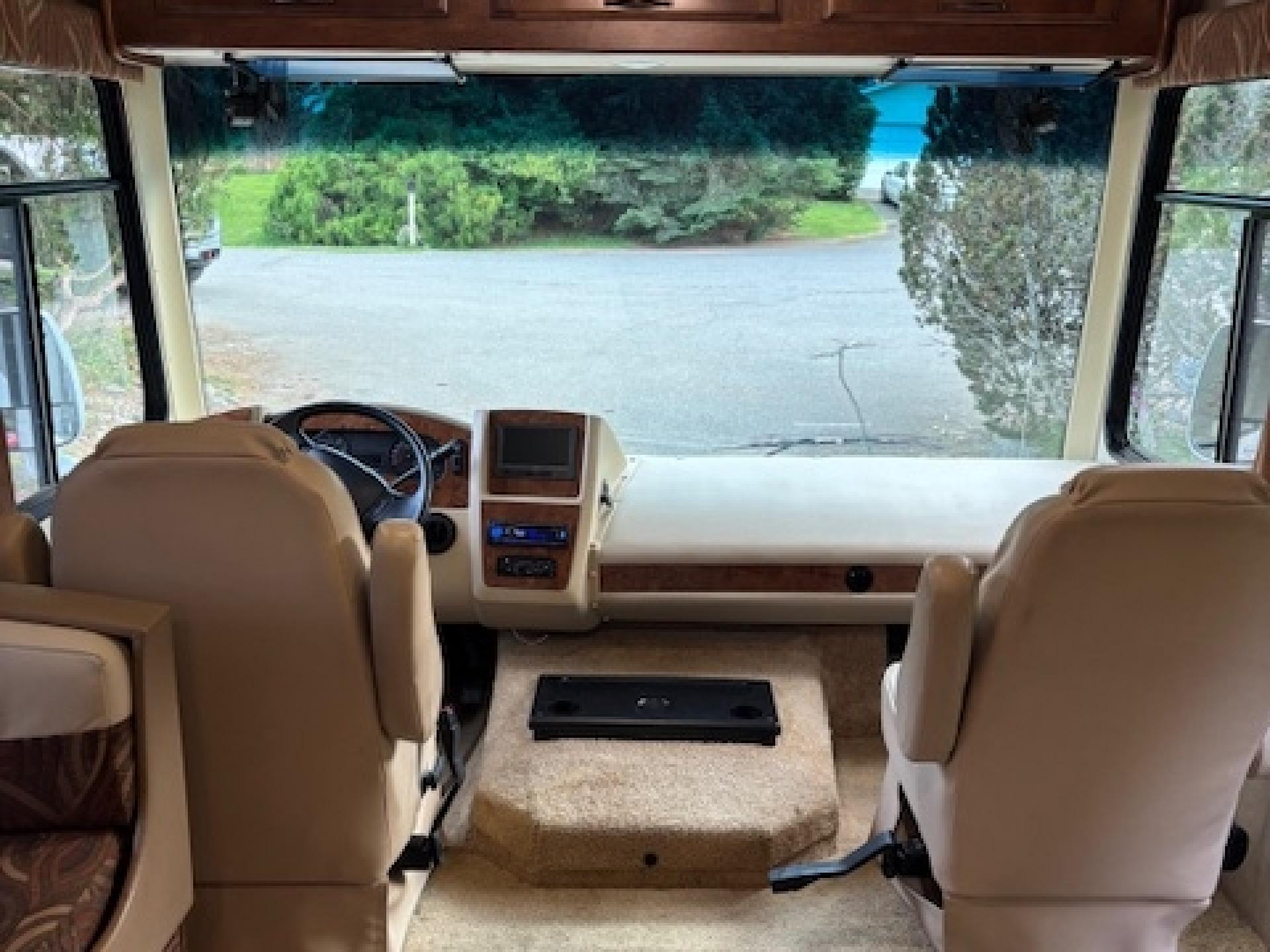 2012 COACHMEN MIRADA 29DS