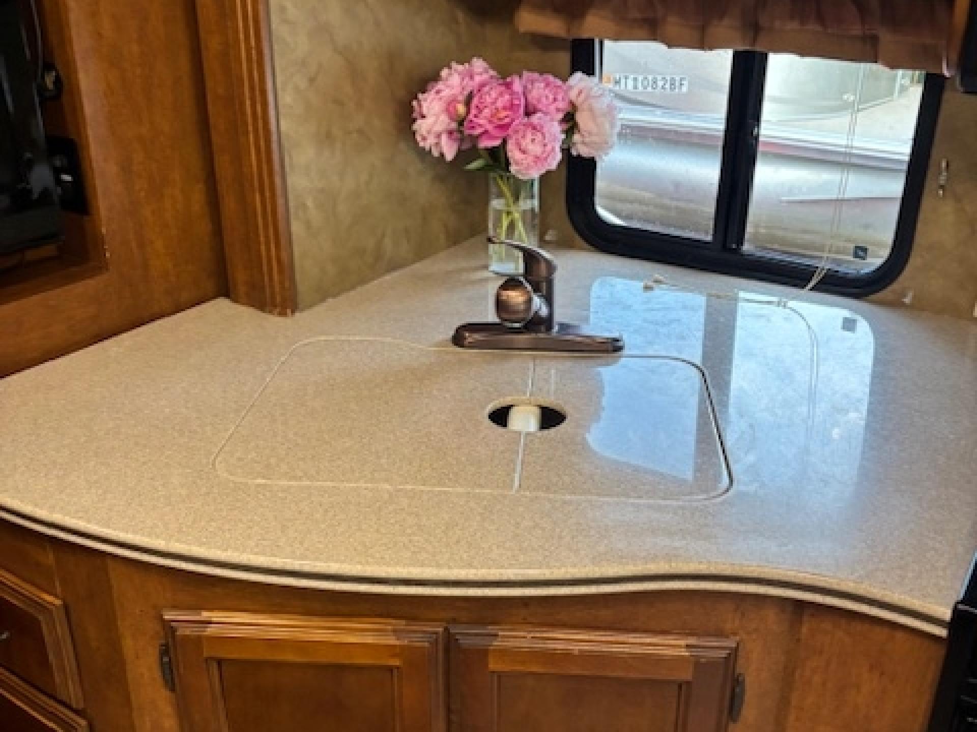 2012 COACHMEN MIRADA 29DS