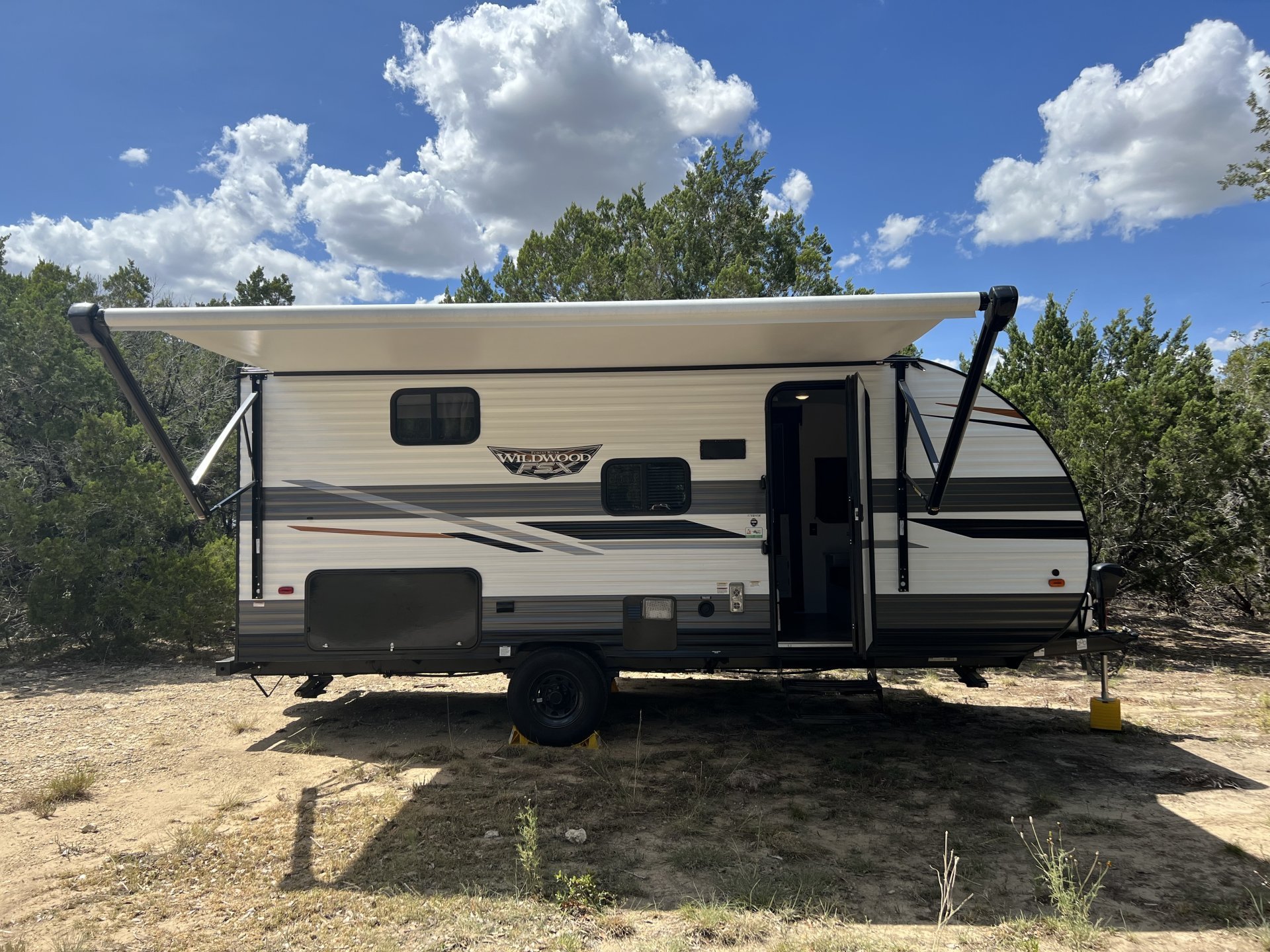 2022 FOREST RIVER WILDWOOD FSX 178bhsk