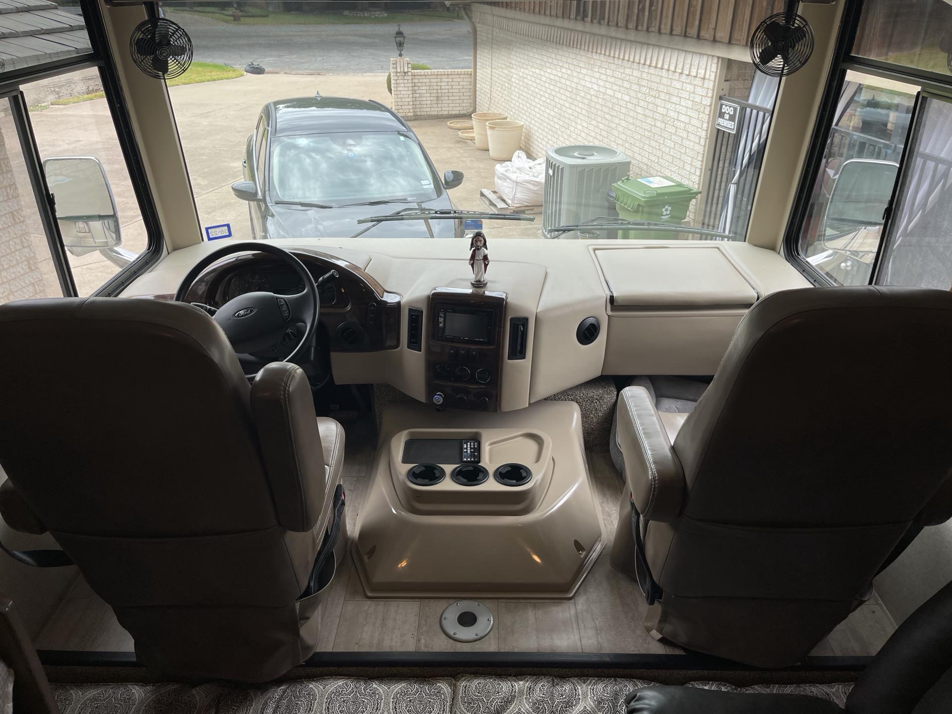 2020 THOR MOTOR COACH FREEDOM TRAVELER A30