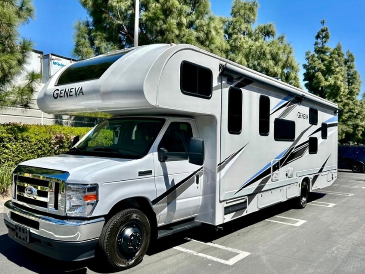 2023 THOR MOTOR COACH GENEVA 31VA