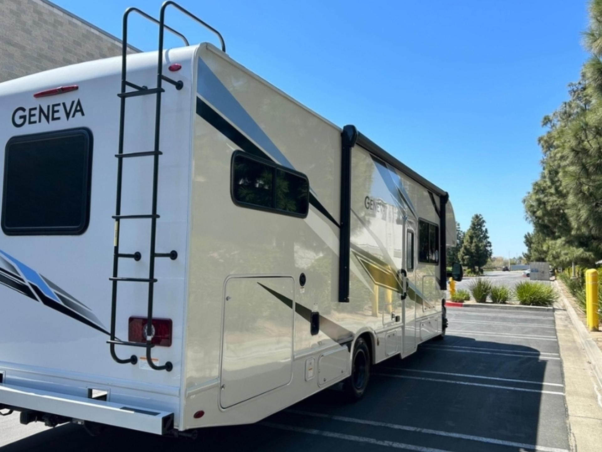 2023 THOR MOTOR COACH GENEVA 31VA