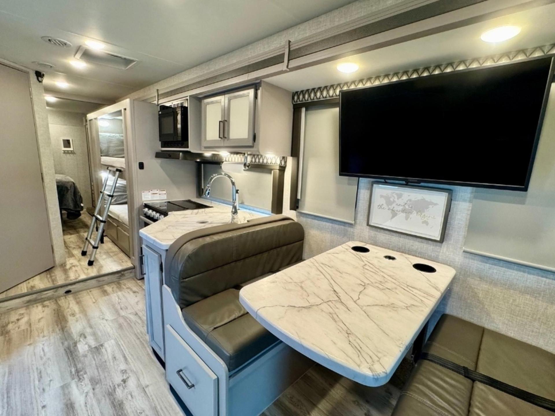 2023 THOR MOTOR COACH GENEVA 31VA