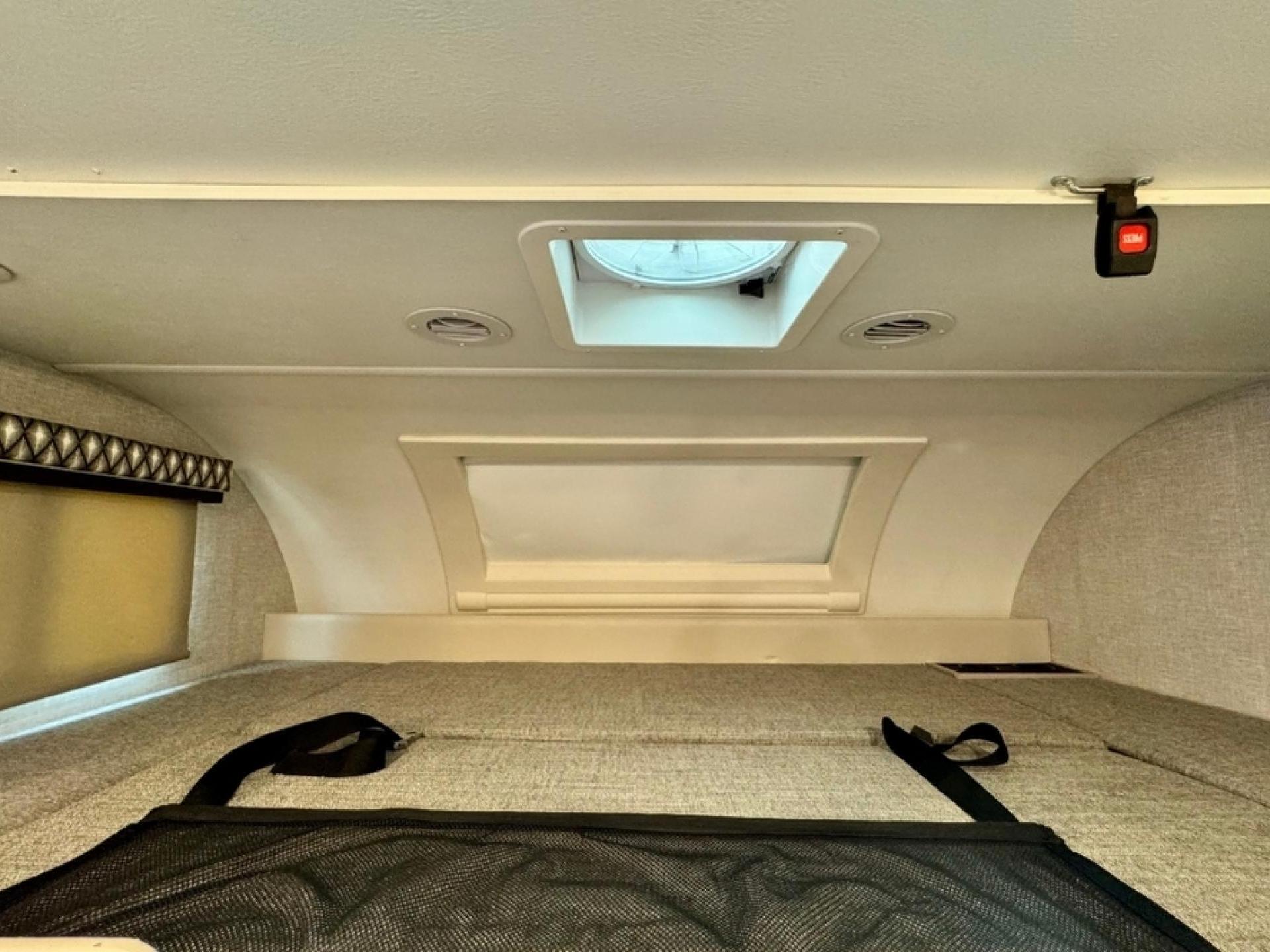 2023 THOR MOTOR COACH GENEVA 31VA