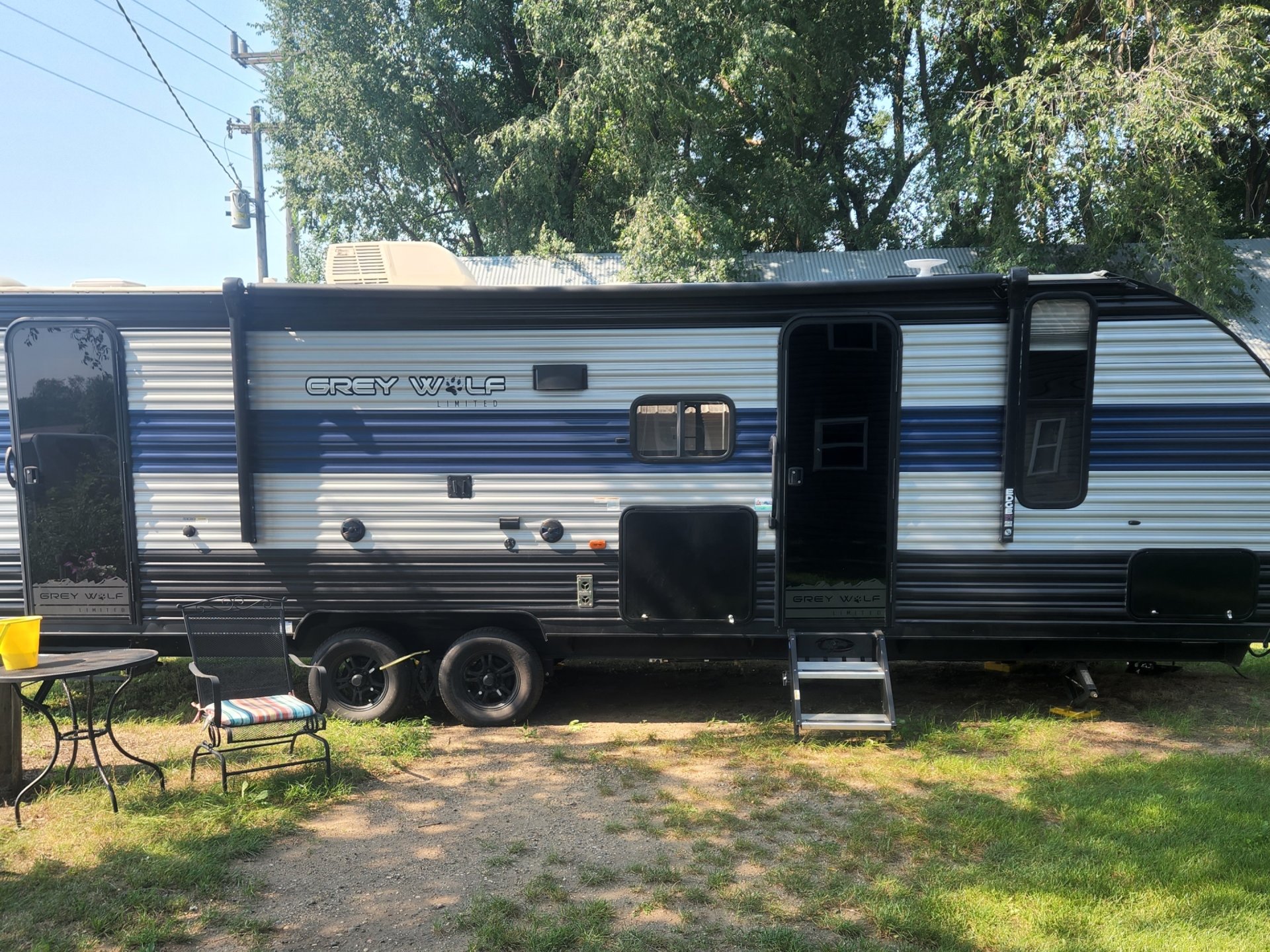 2021 FOREST RIVER CHEROKEE GREY WOLF 26DBH - Good Sam RV Rentals