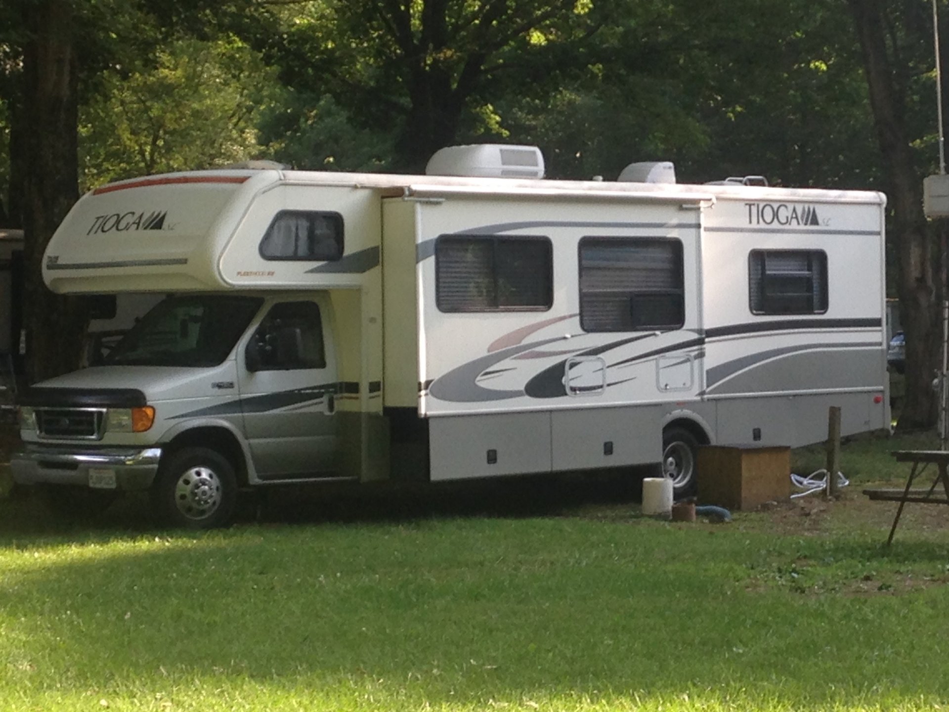 2005 FLEETWOOD TIOGA 31W - Good Sam RV Rentals