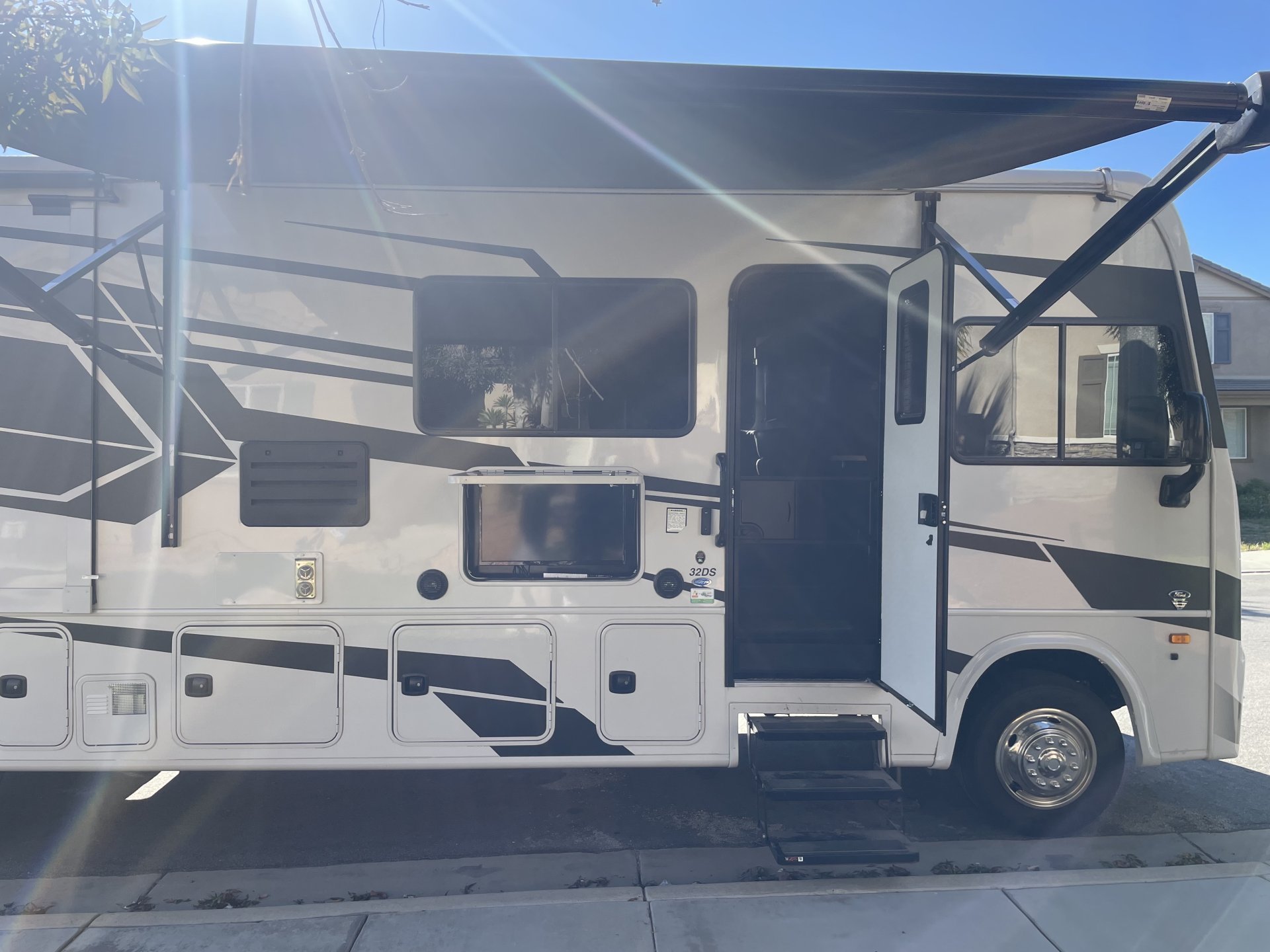 2021 FOREST RIVER FR3 32DS