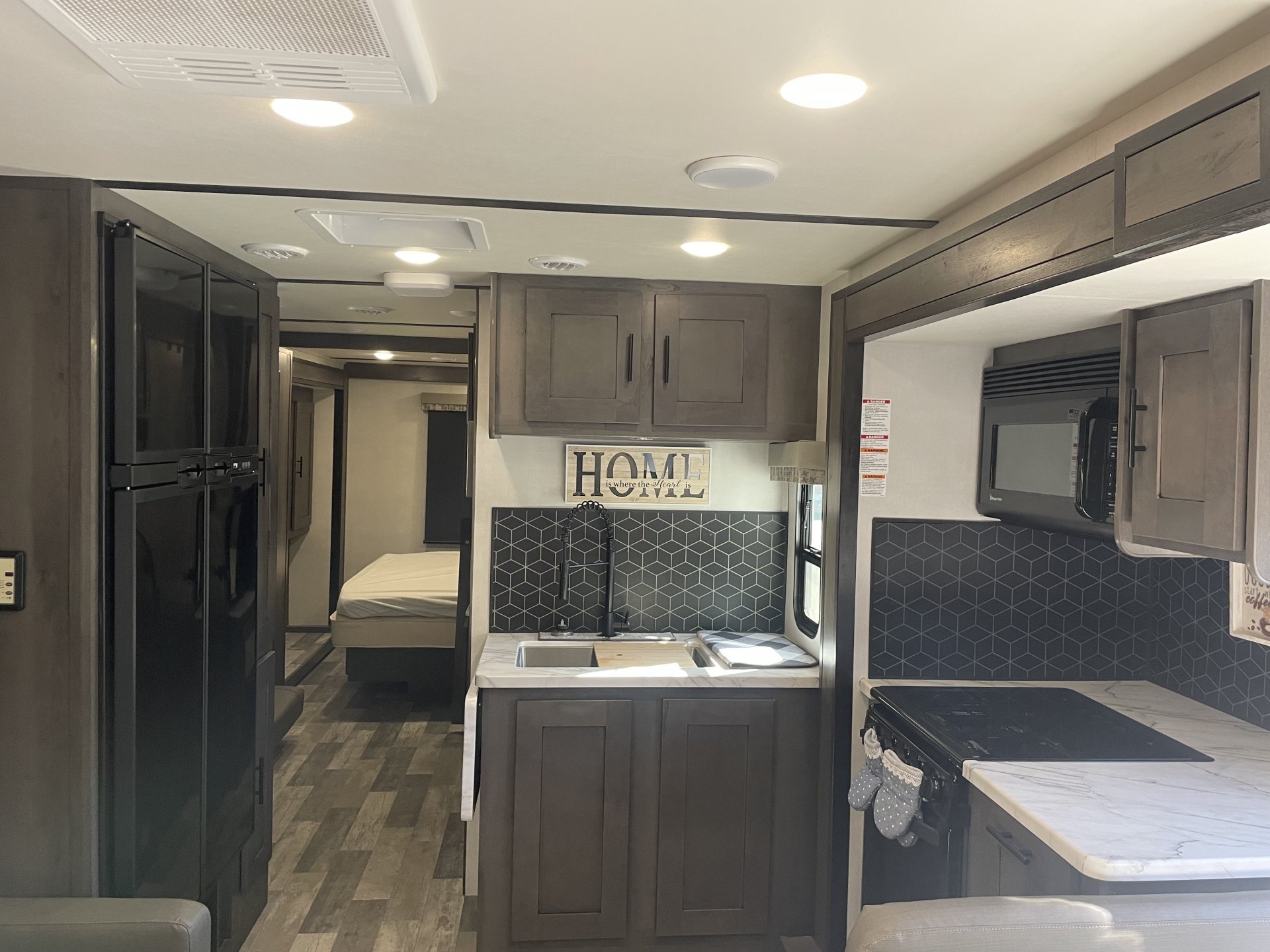 2021 FOREST RIVER FR3 32DS