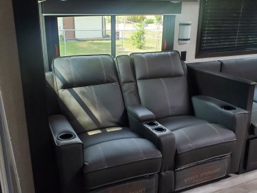 2022 JAYCO JAY FLIGHT 28BHS