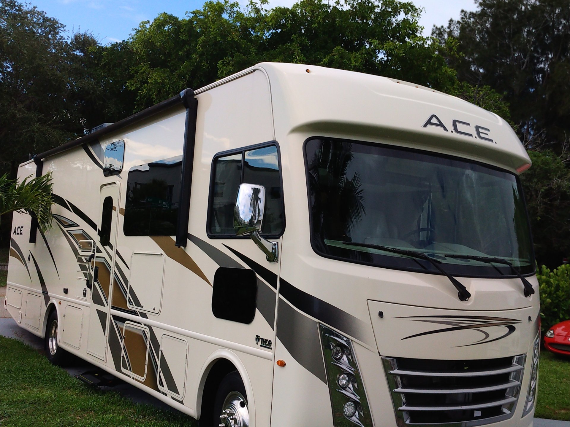 2020 THOR AMERICA A.C.E 32.3