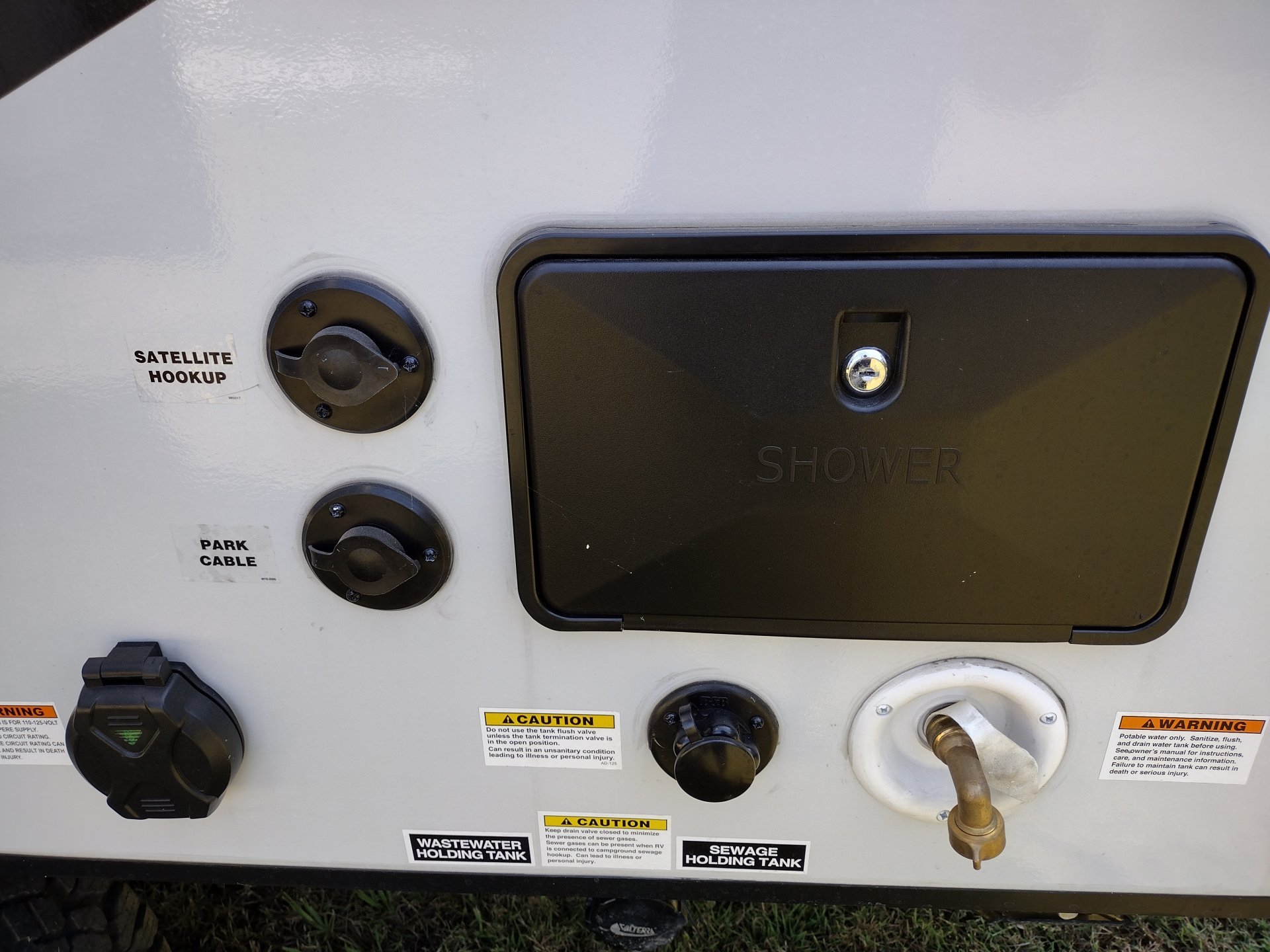 2022 WINNEBAGO MICRO MINNIE 2108DS Good Sam RV Rentals